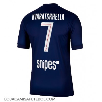 Camisa de Futebol Paris Saint-Germain Khvicha Kvaratskhelia #7 Equipamento Principal 2025-26 Manga Curta Camisa de Futebol Paris Saint-Germain Khvicha Kvaratskhelia #7 Equipamento Principal 2025-26 Manga Curta